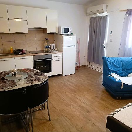 Apartments Babic 50 Meters From The Beach Вир Екстер'єр фото